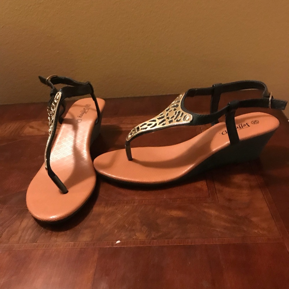Jeffrey D Shades Sandals